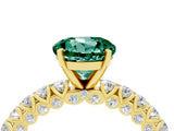 Yellow gold Round Cut Diamond Pavé Band Solitaire Ring with Prong Setting_4