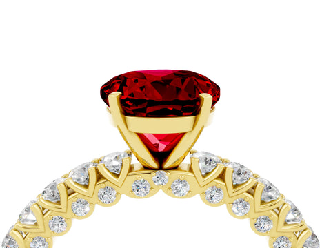Yellow gold Round Cut Diamond Pavé Band Solitaire Ring with Prong Setting_4