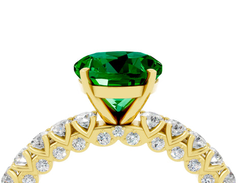Yellow gold Round Cut Diamond Pavé Band Solitaire Ring with Prong Setting_4