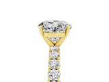 Yellow gold Round Cut Diamond Pavé Band Solitaire Ring with Prong Setting_5