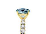 Yellow gold Round Cut Diamond Pavé Band Solitaire Ring with Prong Setting_5