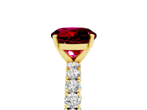 Yellow gold Round Cut Diamond Pavé Band Solitaire Ring with Prong Setting_5