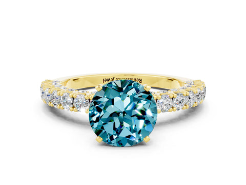 Yellow gold Round Cut Diamond Pavé Band Solitaire Ring with Prong Setting