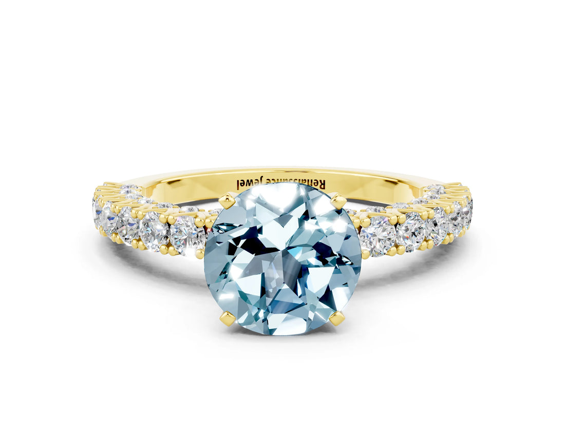 Yellow gold Round Cut Diamond Pavé Band Solitaire Ring with Prong Setting