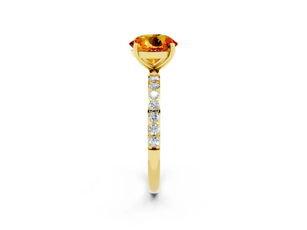 Yellow gold Round Cut Citrine Solitaire Ring with Round Pavé Shoulders and Prong Setting