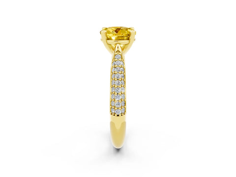 Yellow gold Round Cut Diamond Solitaire Engagement Ring with Pavé Band and Four-Prong Setting_2