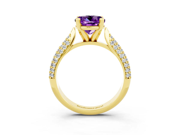 Yellow gold Round Cut Amethyst Solitaire Engagement Ring with Multi-Row Round Pavé Band and Prong Setting