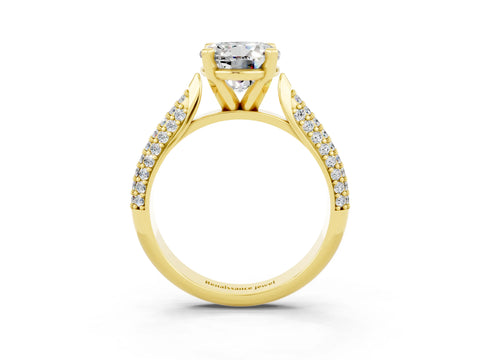 Yellow gold Round Cut Diamond Solitaire Engagement Ring with Pavé Band and Four-Prong Setting_3