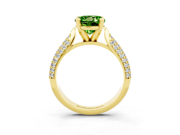 Yellow gold Round Cut Diamond Solitaire Engagement Ring with Pavé Band and Four-Prong Setting