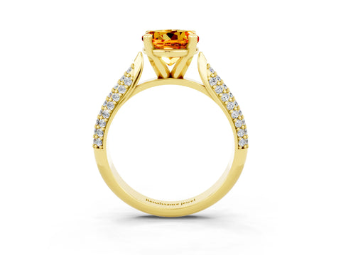 Yellow gold Round Cut Diamond Solitaire Engagement Ring with Pavé Band and Four-Prong Setting_3