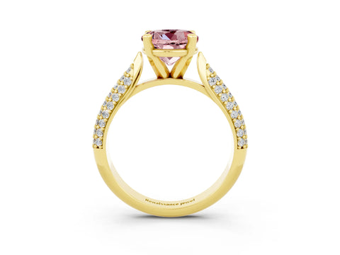 Yellow gold Round Cut Diamond Solitaire Engagement Ring with Pavé Band and Four-Prong Setting_3