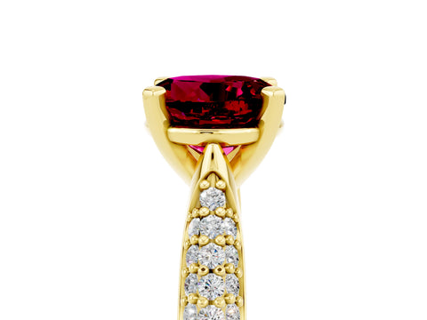 Yellow gold Round Cut Diamond Solitaire Engagement Ring with Pavé Band and Four-Prong Setting_5