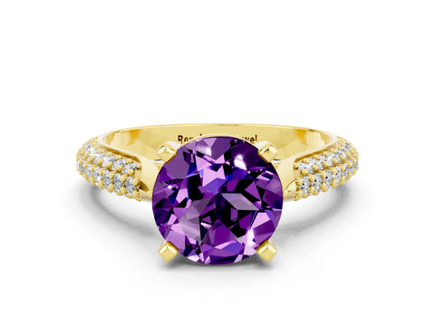 Yellow gold Round Cut Diamond Solitaire Engagement Ring with Pavé Band and Four-Prong Setting