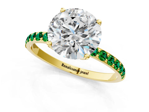 Yellow gold Round Cut Diamond Solitaire Engagement Ring with Round with Emerald side stone Pavé Band and Prong Setting_1
