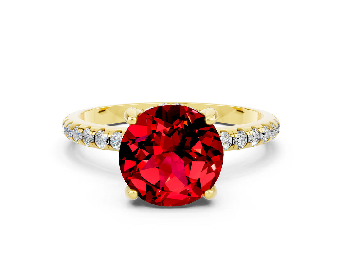 Yellow gold Round Cut Diamond Solitaire Ring with Four-Prong Setting and Pavé Band