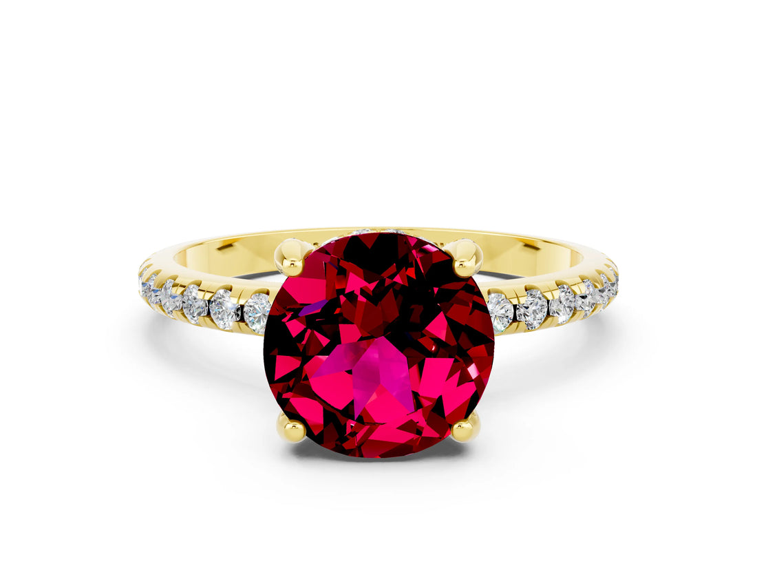 Yellow gold Round Cut Diamond Solitaire Ring with Four-Prong Setting and Pavé Band