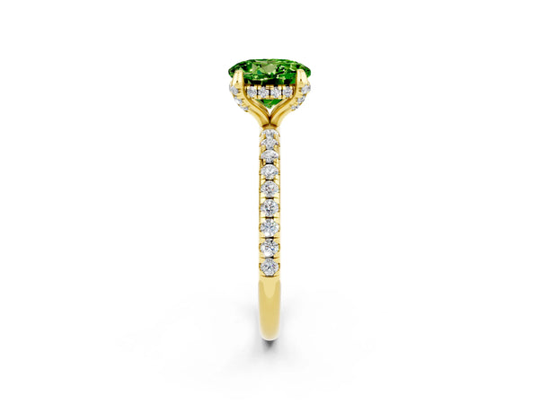Yellow gold Round Cut Diamond Solitaire Ring with Four-Prong Setting and Pavé Band