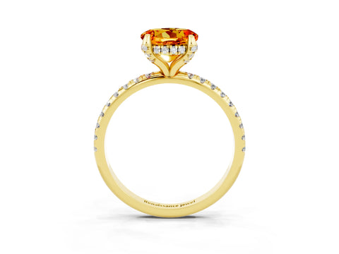 Yellow gold Round Cut Diamond Solitaire Ring with Four-Prong Setting and Pavé Band_3