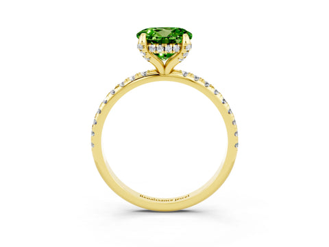 Yellow gold Round Cut Diamond Solitaire Ring with Four-Prong Setting and Pavé Band_3