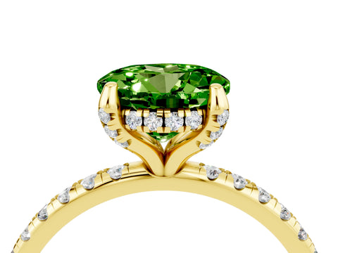Yellow gold Round Cut Diamond Solitaire Ring with Four-Prong Setting and Pavé Band_4