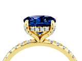 Yellow gold Round Cut Diamond Solitaire Ring with Four-Prong Setting and Pavé Band_4