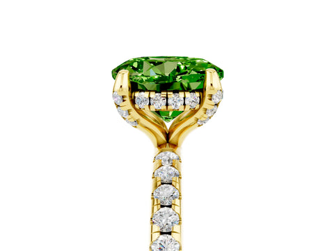 Yellow gold Round Cut Diamond Solitaire Ring with Four-Prong Setting and Pavé Band_5
