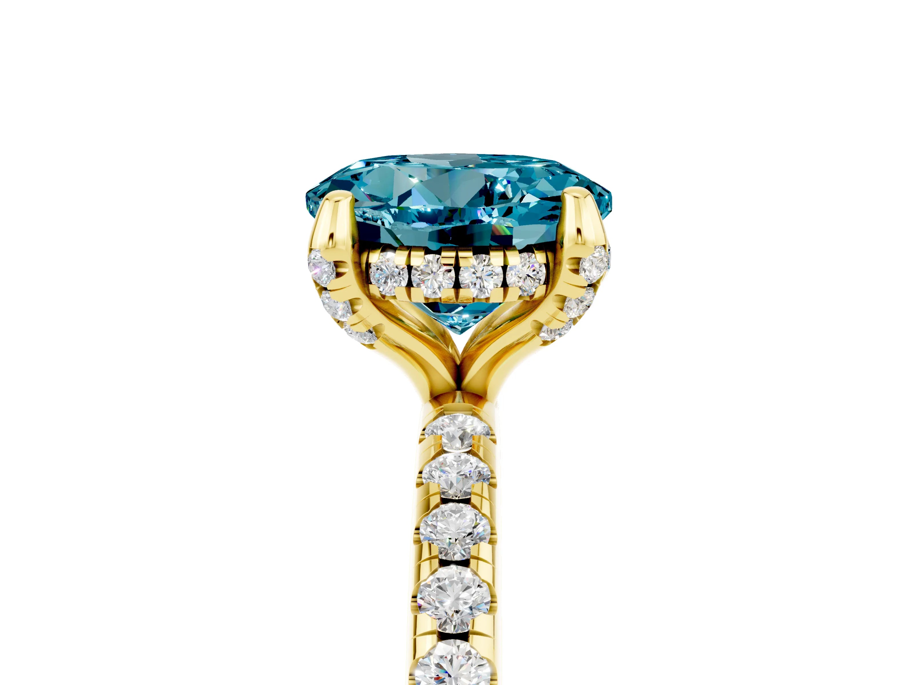 Yellow gold Round Cut Diamond Solitaire Ring with Four-Prong Setting and Pavé Band_5