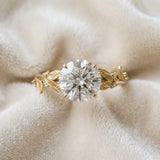 Yellow gold Round Cut Diamond Solitaire Ring with Leaf Motif Band and Four-Prong Setting_123