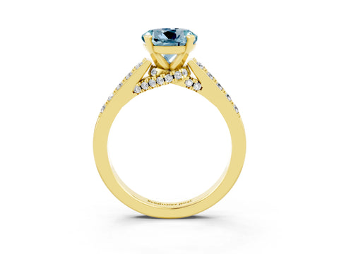 Yellow gold Round Cut Diamond Solitaire Ring with Pavé Band and Prong Setting_3