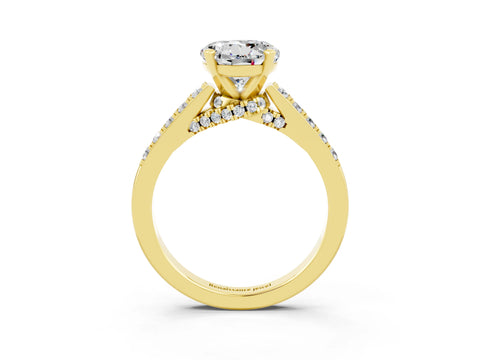 Yellow gold Round Cut Diamond Solitaire Ring with Pavé Band and Prong Setting_3