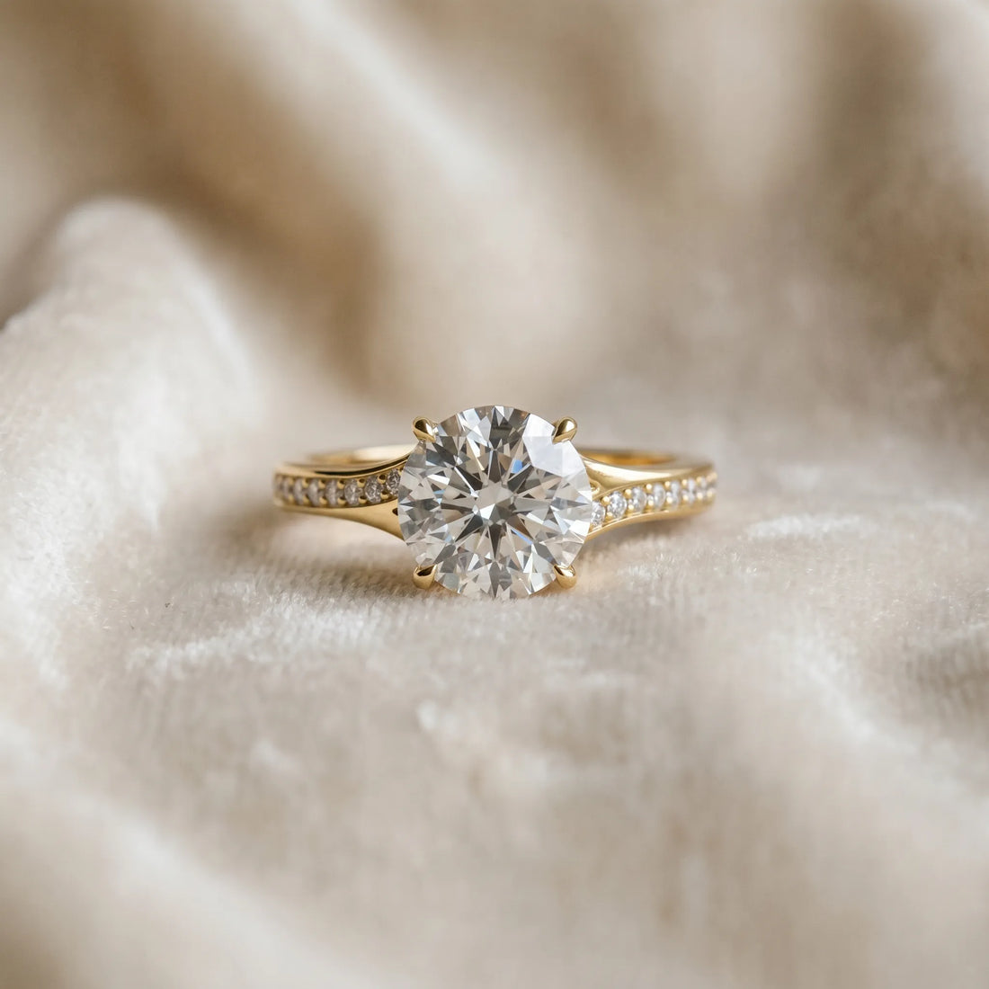 Yellow gold Round Cut Diamond Solitaire Ring with Pavé Band and Prong Setting_81