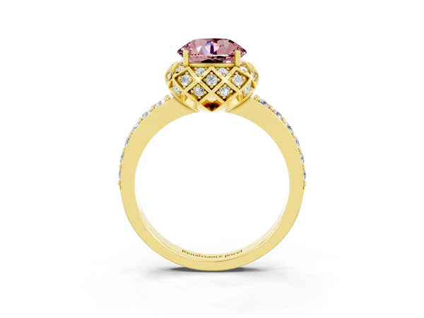 Yellow gold Round Cut Diamond Solitaire Ring with Shared Prong Pavé Band