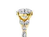 Yellow gold Round Cut Diamond Solitaire Ring with Side Stones and Four-Prong Setting_63