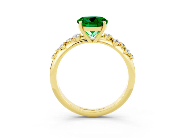 Yellow gold Round Cut Emerald Cluster Side Stone Solitaire Ring with Prong Setting