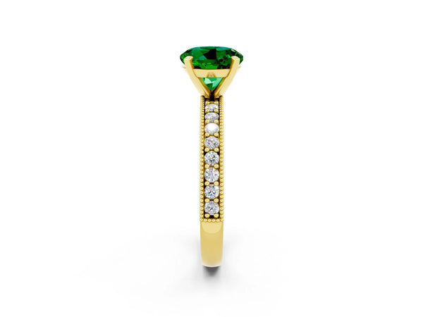 Yellow gold Round Cut Emerald Milgrain Pavé Engagement Ring with Four-Prong Setting