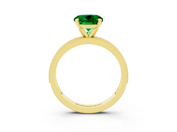 Yellow gold Round Cut Emerald Milgrain Pavé Engagement Ring with Four-Prong Setting