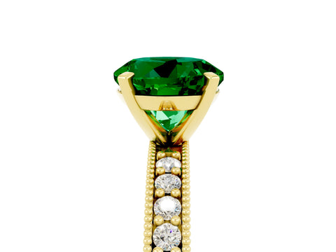 Yellow gold Round Cut Emerald Milgrain Pavé Engagement Ring with Four-Prong Setting_5