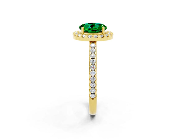 Yellow gold Round Cut Emerald Pavé Halo Ring with Four-Prong Setting