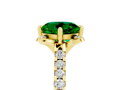 Yellow gold Round Cut Emerald Ring with Pavé Band and Floral Prong Setting_5
