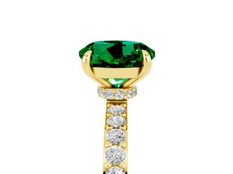 Yellow gold Round Cut Emerald Ring with Pavé Band and Four-Prong Setting_5