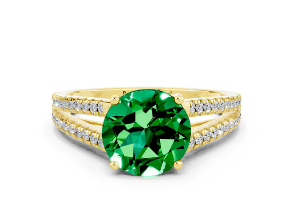 Yellow gold Round Cut Emerald Solitaire Engagement Ring with Split Shank Pavé Band