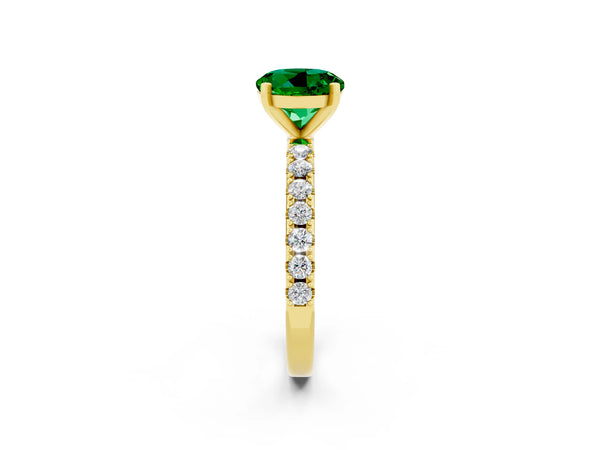 Yellow gold Round Cut Emerald Solitaire Pavé Band with Four-Prong Setting