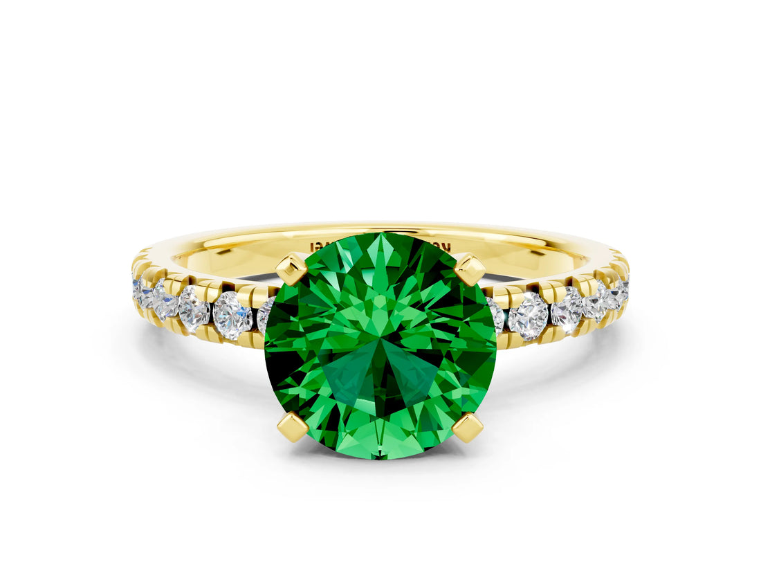 Yellow gold Round Cut Emerald Solitaire Pavé Engagement Ring with Round Band and Prong Setting_66
