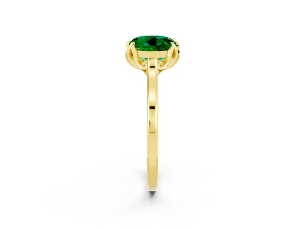 Yellow gold Round Cut Emerald Solitaire Ring with Flower Prong Setting and Classic Band