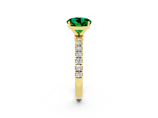 Yellow gold Round Cut Emerald Solitaire Ring with Pavé Accents and Four-Prong Setting