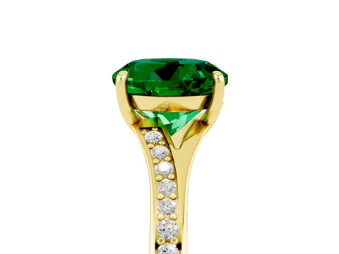 Yellow gold Round Cut Emerald Solitaire Ring with Pavé Band and Prong Setting_5