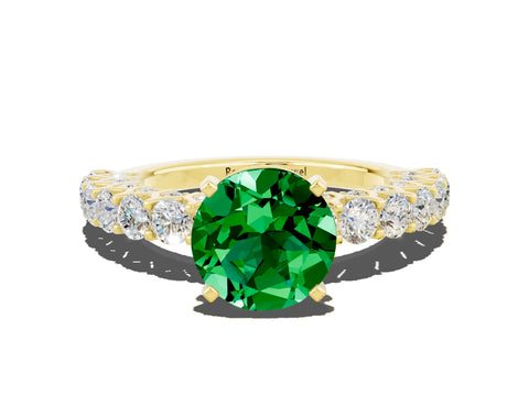 Yellow gold Round Cut Emerald Solitaire Ring with Shared Prong Pavé Band and Four-Prong Setting