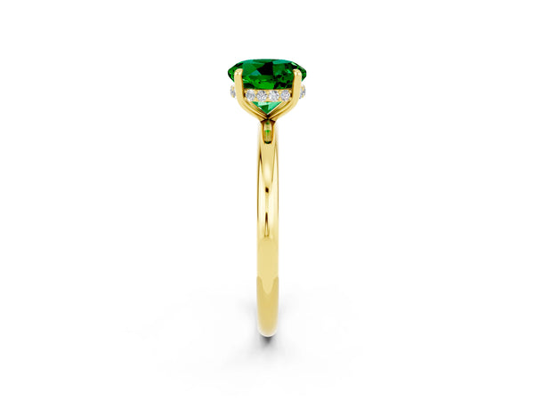Yellow gold Round Cut Emerald Solitaire Ring with Thin Band and Four-Prong Setting