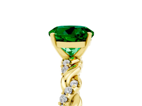 Yellow gold Round Cut Emerald Solitaire Ring with Twisted Band and Pavé Accents_5