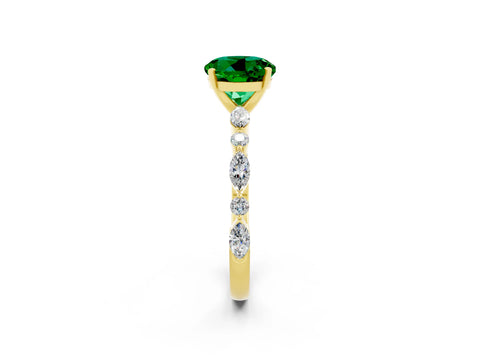 Yellow gold Round Cut Emerald Solitaire with Side Stones on a Pavé Band and Four-Prong Setting_2